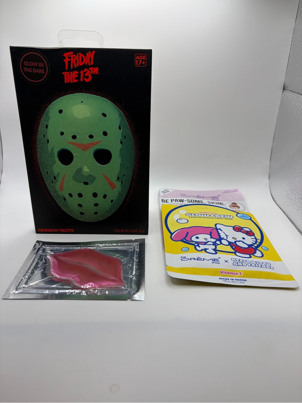 Friday the 13th Glow-In-The-Dark Eyeshadow Palette - Green